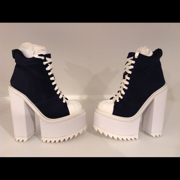 platform heel sneakers